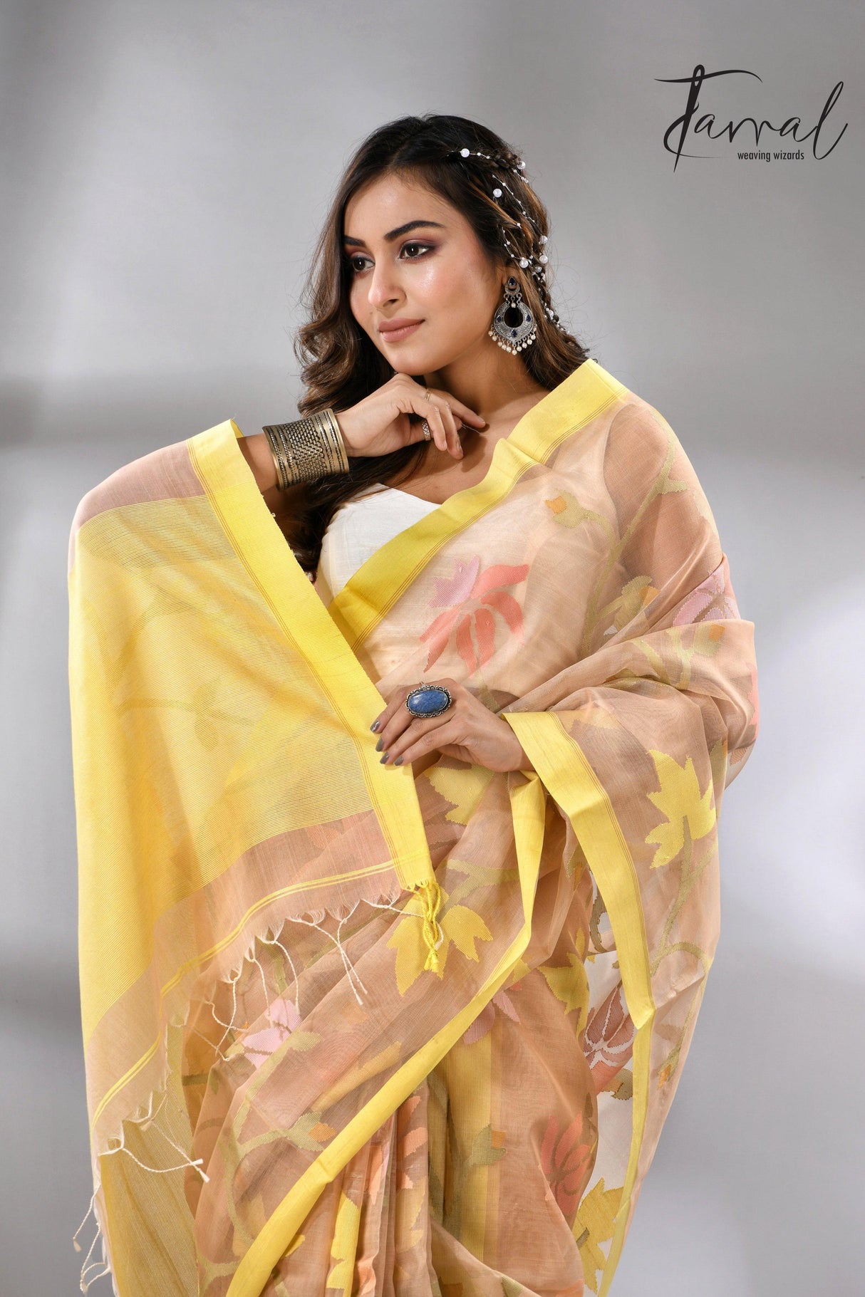 Offwhite with yellow border flower & leaves floral muslin silk handwoven jamdani saree