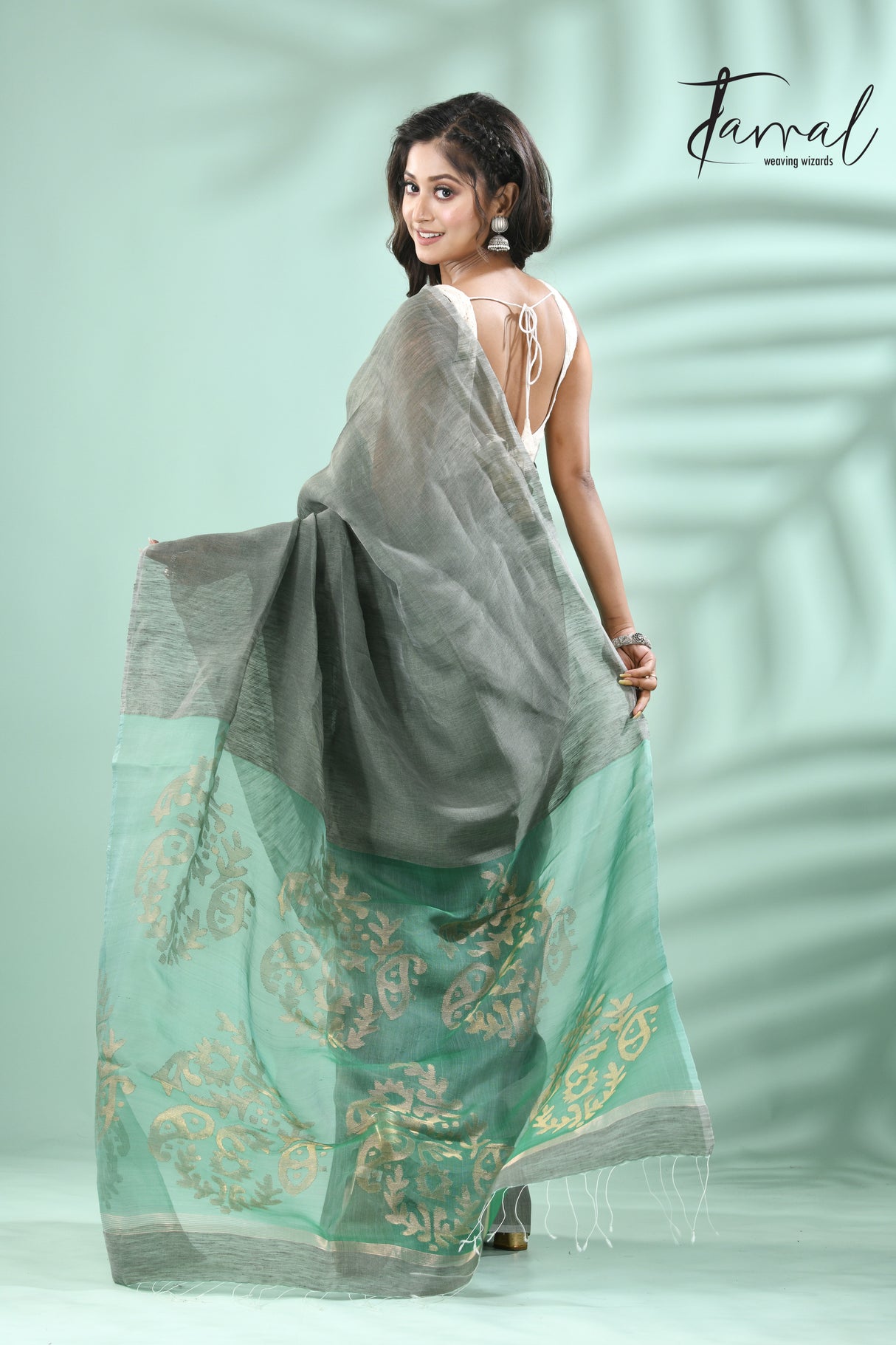 Bamboo Green Silk linen handwoven jamdani saree