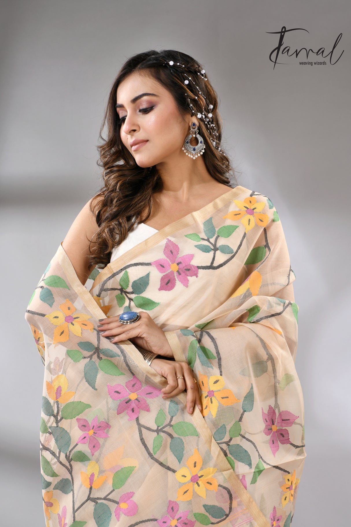 Offwhite with tussar border and multicolour allover bougainvillea flower muslin silk handwoven jamdani saree