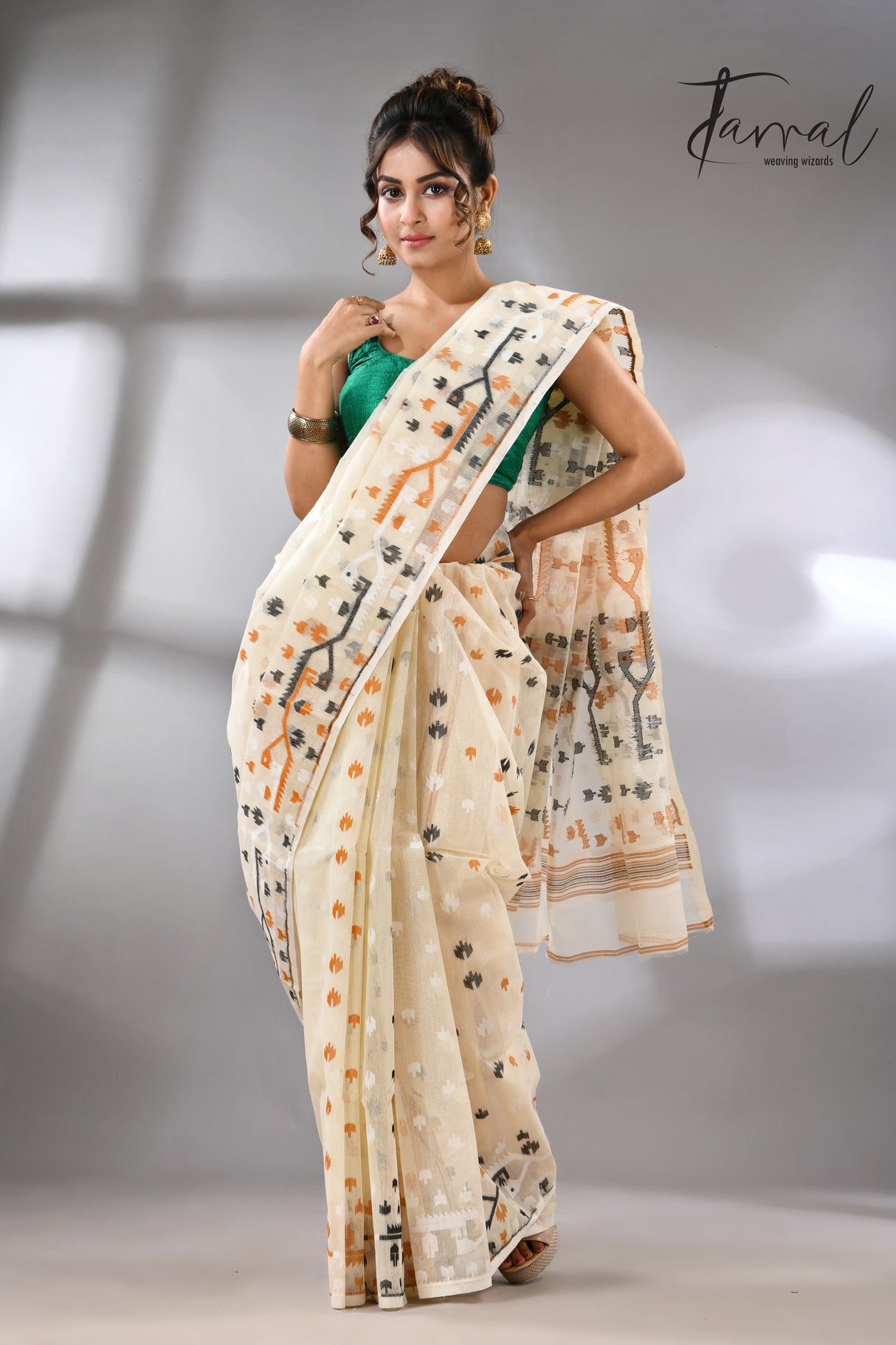 Ivory Splendor soft handloom dhaki jamdani saree