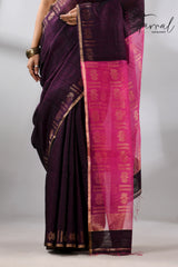 Dualtone black with hot pink pallu Matka silk handwoven jamdani saree