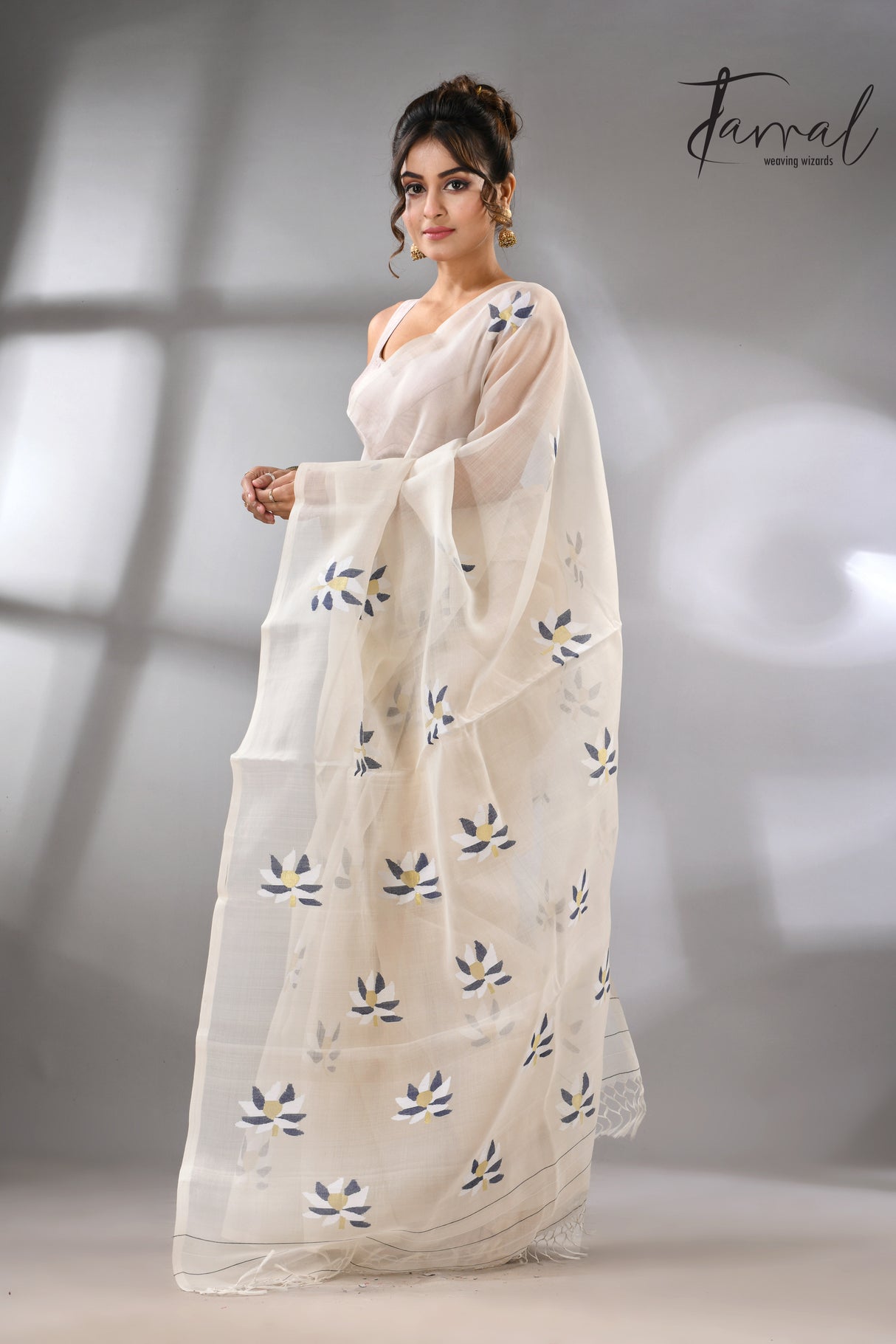 Offwhite with black & white lotus motifs muslin silk handwoven jamdani saree