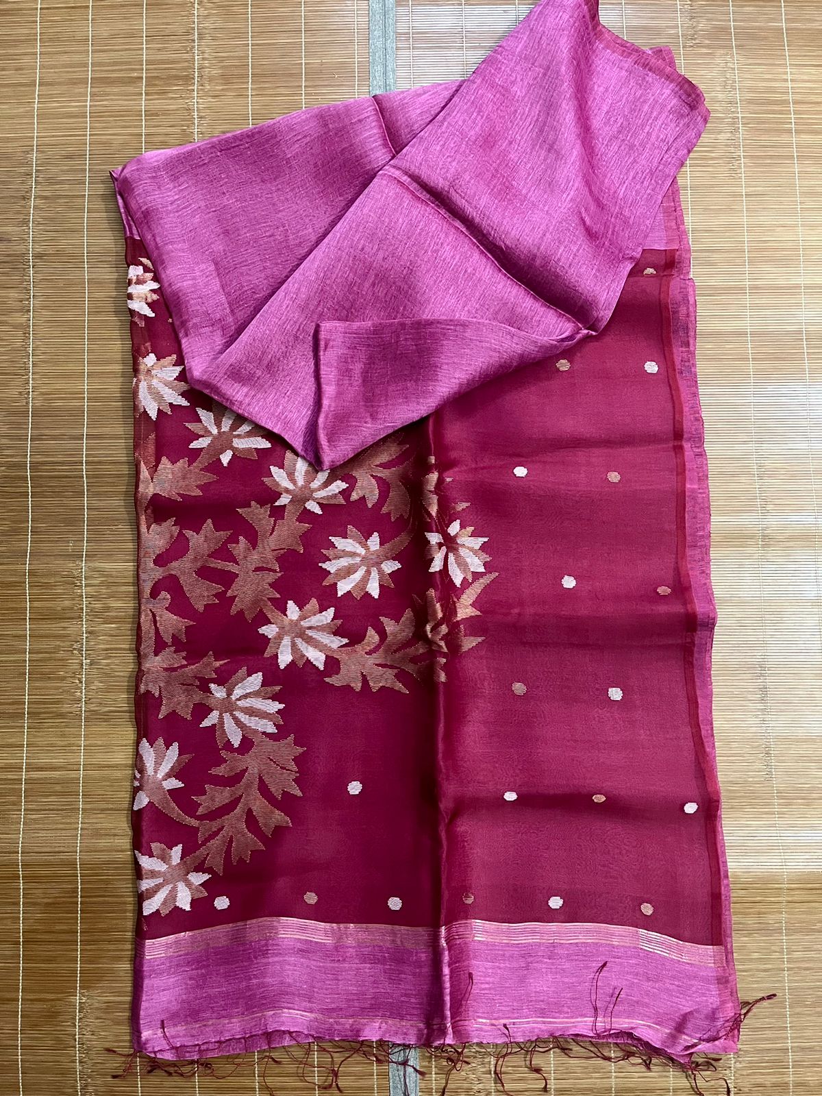 Strawberry silk linen handwoven jamdani saree - Tamal Boutique