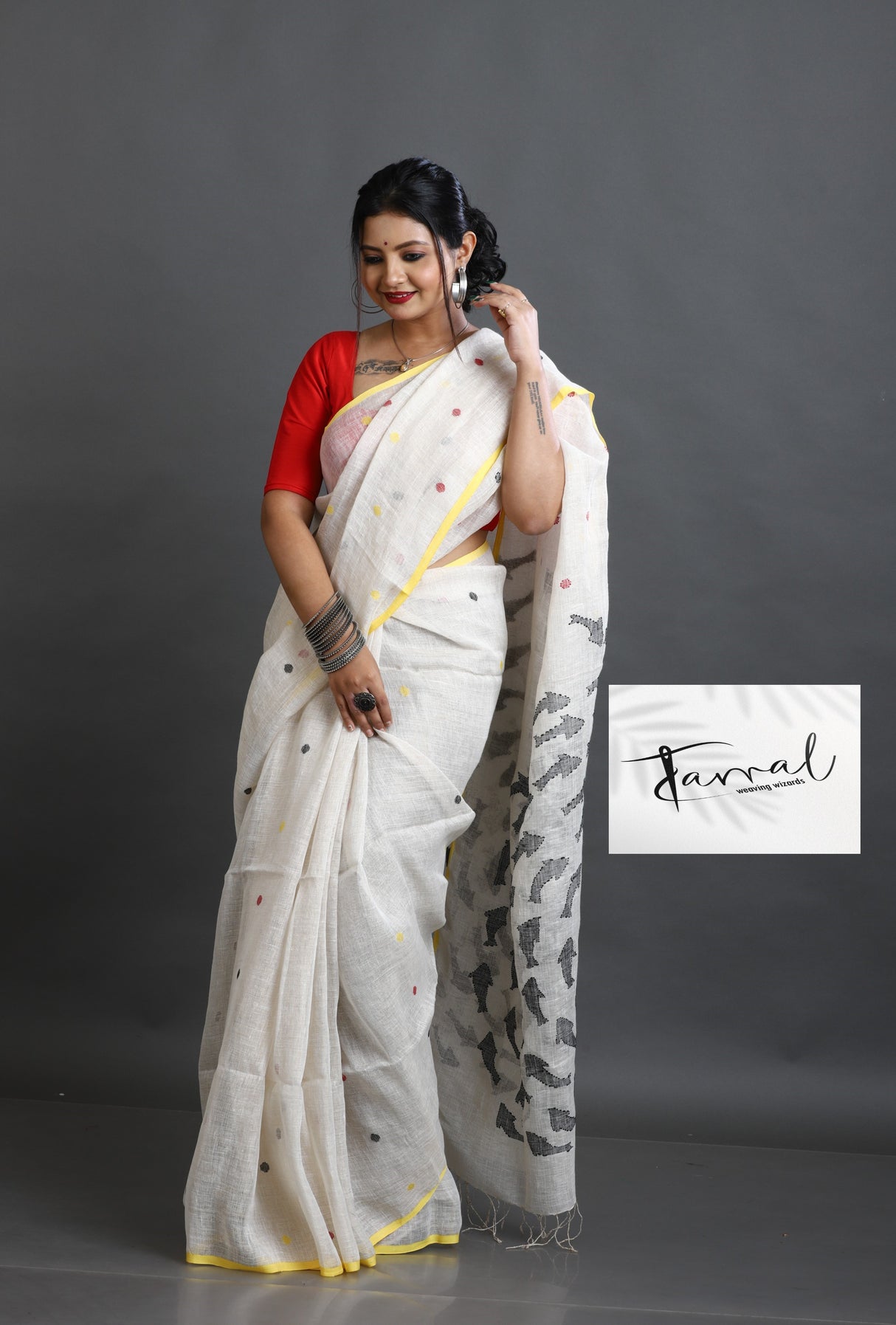 Offwhite with yellow circle fish pallu handwoven jamdani in linen saree