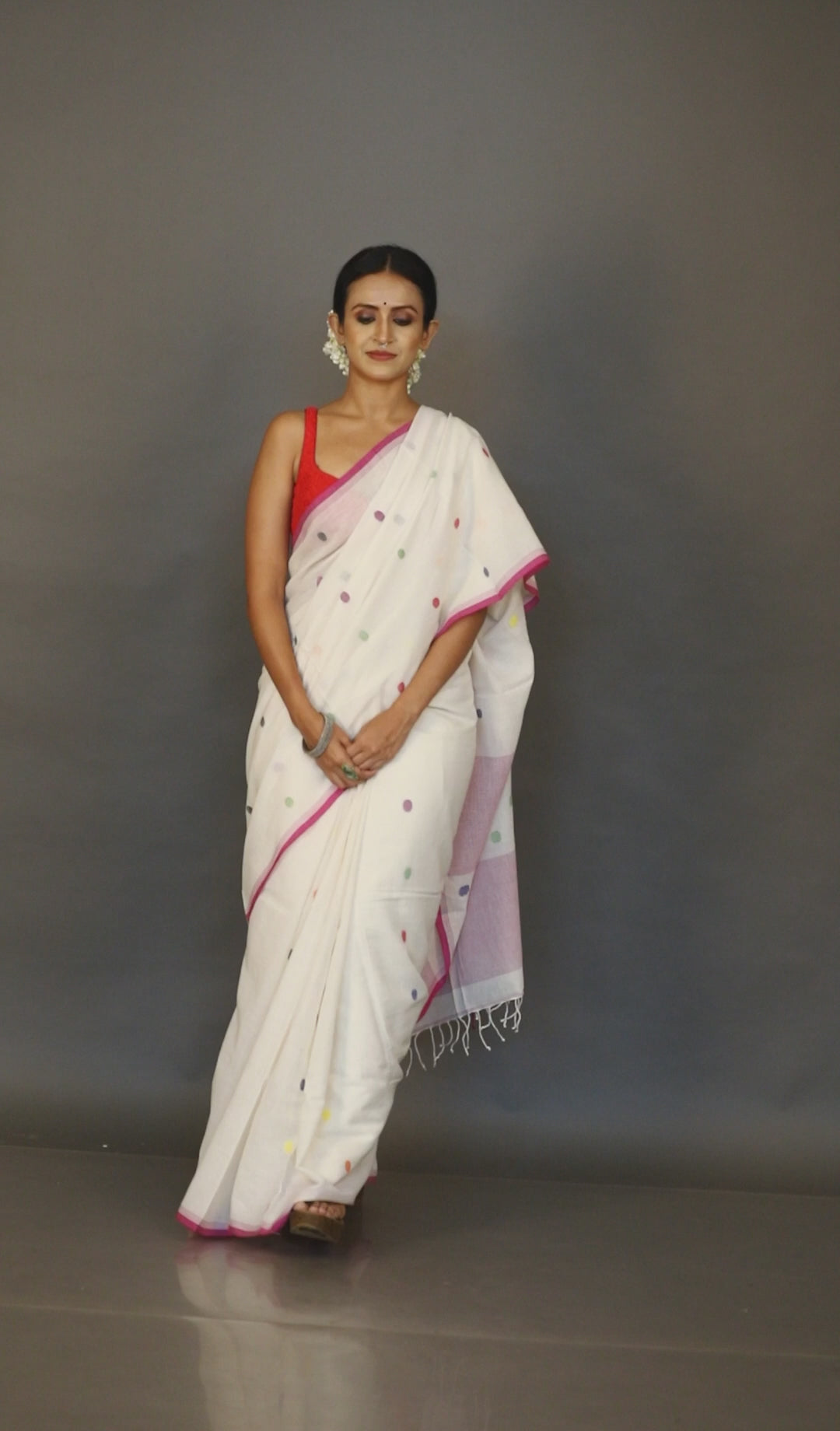Offwhite with Pink border palka dot cotton handwoven jamdani saree